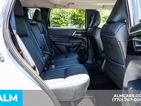 Used 2025 Mitsubishi Outlander SEL FWD image 23