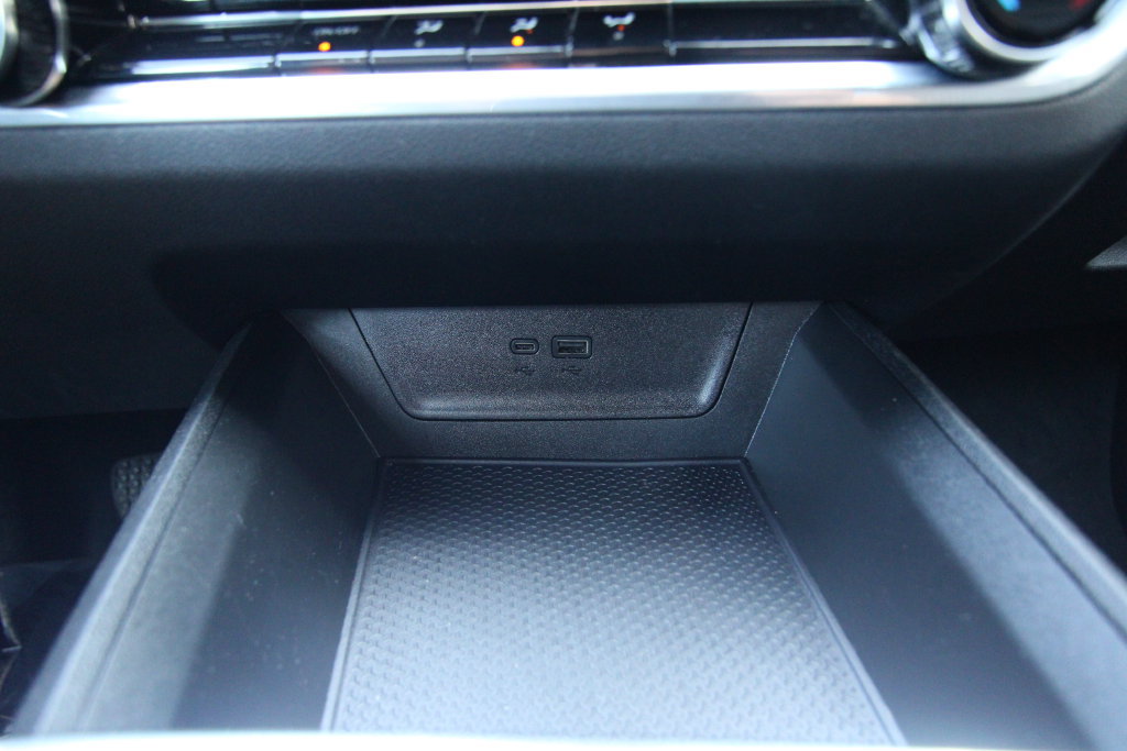 Used 2026 Chevrolet Equinox LT AWD/4WD image 25