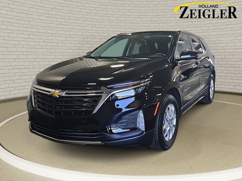 Used 2022 Chevrolet Equinox LT AWD/4WD image 1