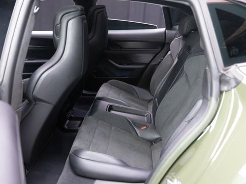 Used 2023 Porsche Taycan GTS image 53