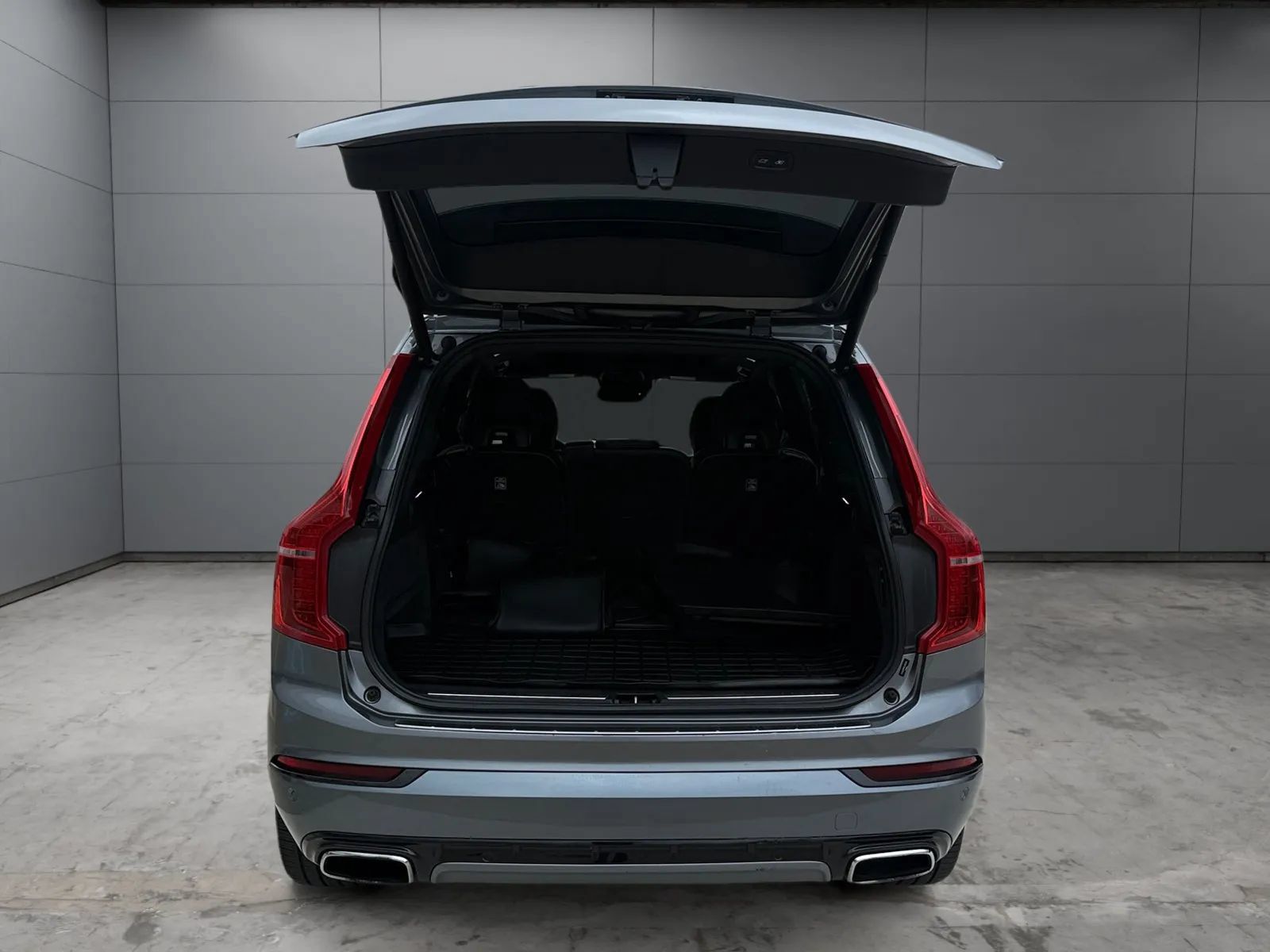 Used 2019 Volvo XC90 T6 R-Design w/ Protection Package Premier AWD/4WD image 9