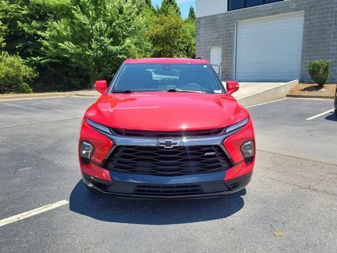 Used 2023 Chevrolet Blazer RS FWD image 2