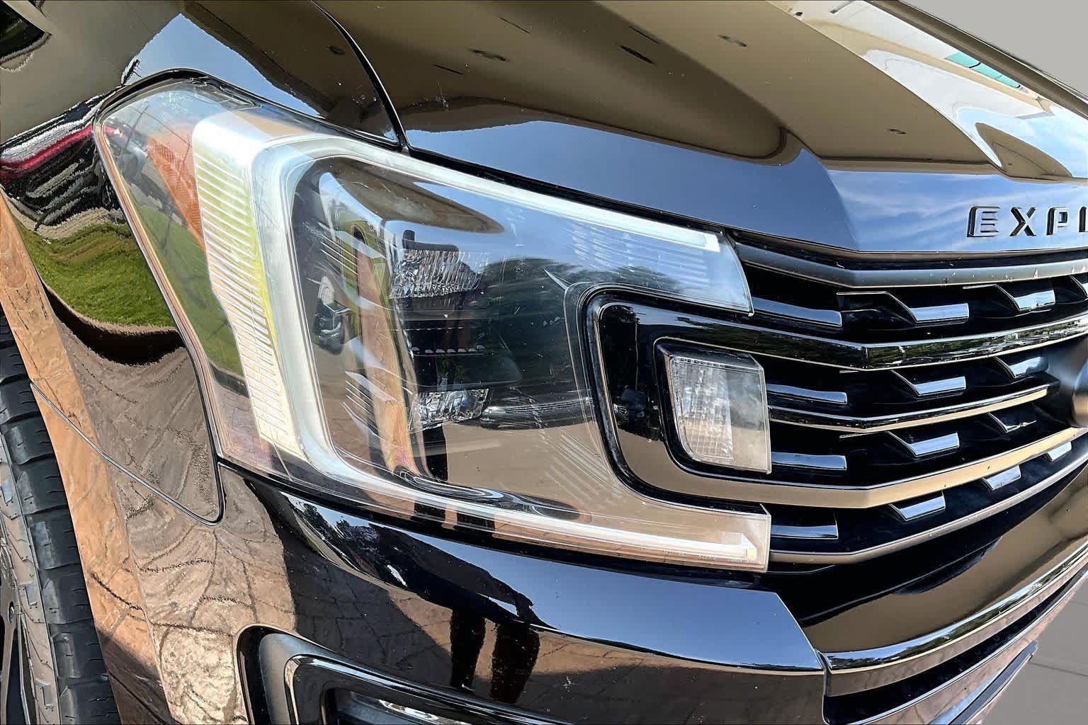 Used 2021 Ford Expedition Limited RWD image 25