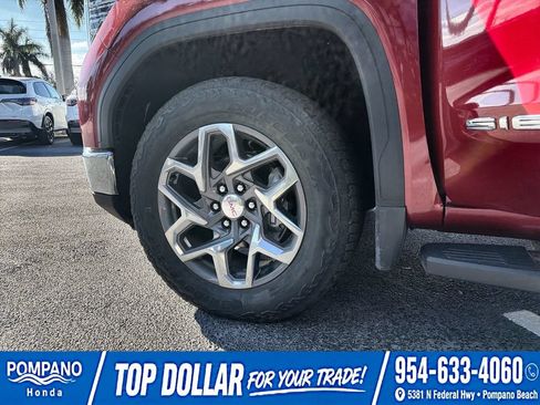 Used 2023 GMC Sierra 1500 SLT w/ SLT Premium Plus Package AWD/4WD image 34