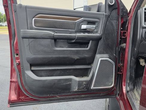 Used 2022 RAM 3500 Laramie AWD/4WD image 15