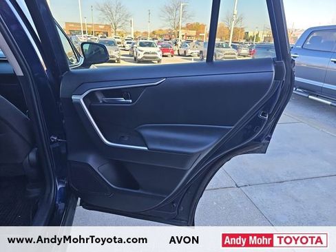 Used 2022 Toyota RAV4 XLE image 31