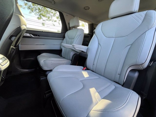 Used 2024 Hyundai Palisade SEL w/ Premium Package FWD image 31