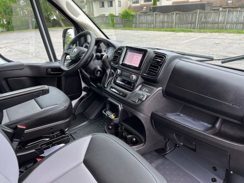 Used 2026 RAM ProMaster 2500 w/ Convenience Group FWD image 35
