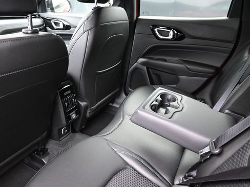 New 2026 Jeep Compass Latitude image 26