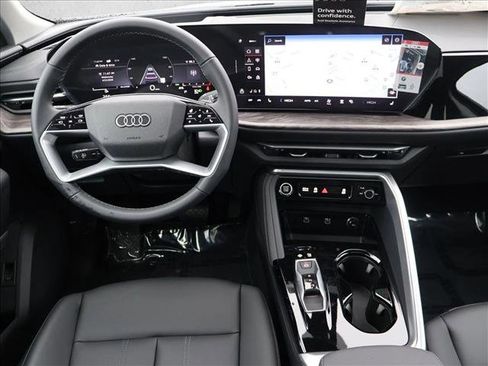 New 2025 Audi Q5 Premium AWD/4WD image 16
