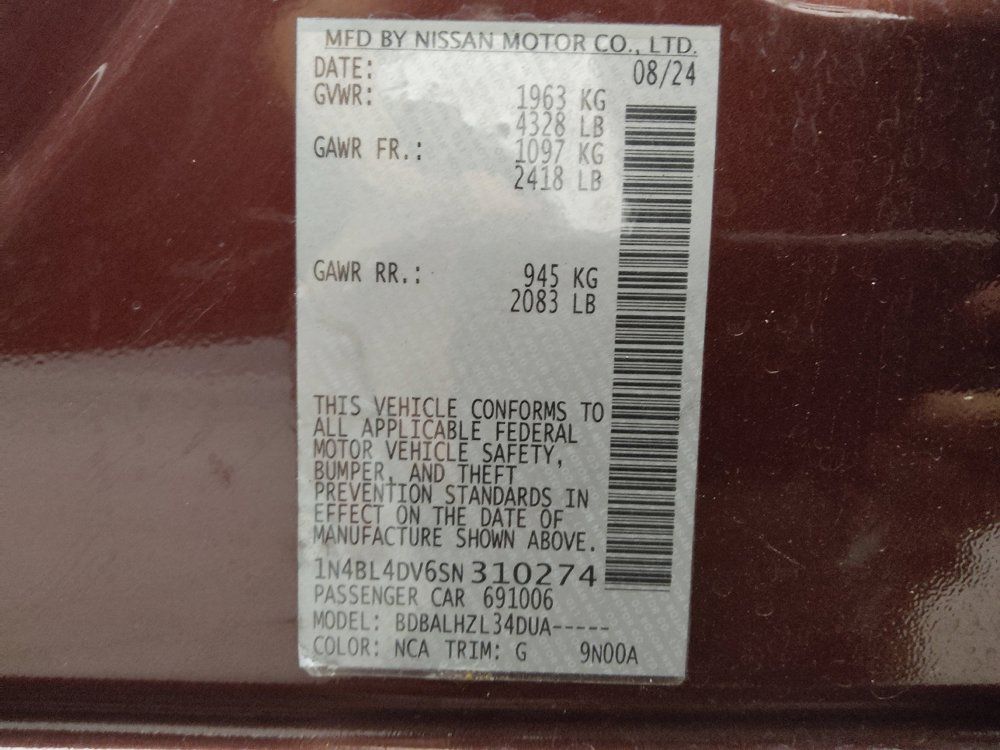 Used 2025 Nissan Altima 2.5 SV FWD image 33