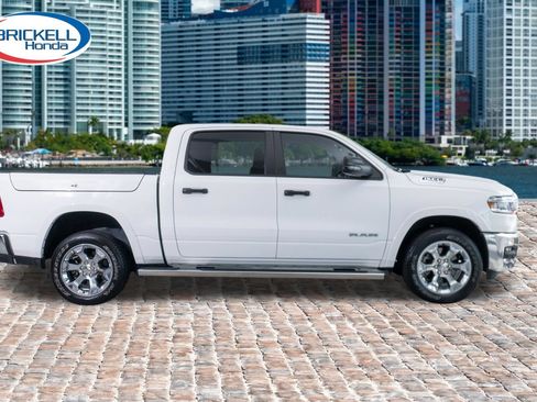 Used 2025 RAM 1500 Big Horn AWD/4WD image 8