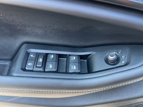 Used 2024 Jeep Grand Cherokee Altitude image 18