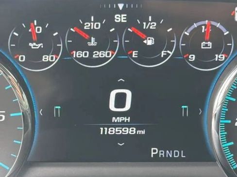 Used 2018 GMC Yukon Denali w/ Open Road Package RWD image 16