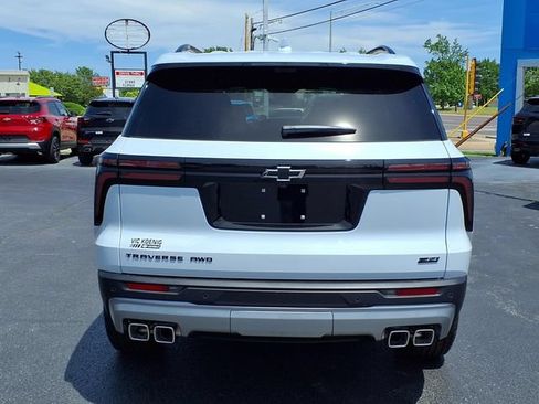New 2026 Chevrolet Traverse Z71 w/ Enhanced Driving Package AWD/4WD image 17