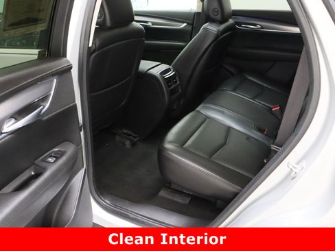 Used 2018 Cadillac XT5 Premium Luxury image 31