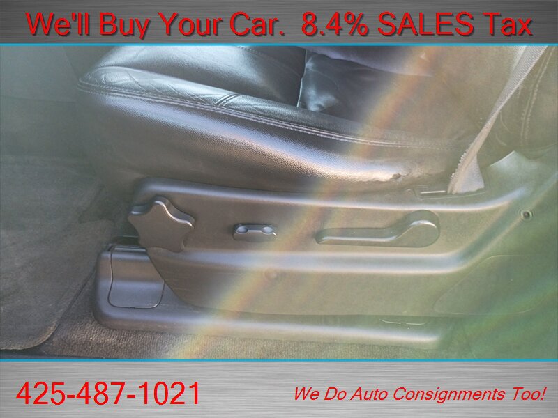 Used 2012 Chevrolet Suburban LT AWD/4WD image 10