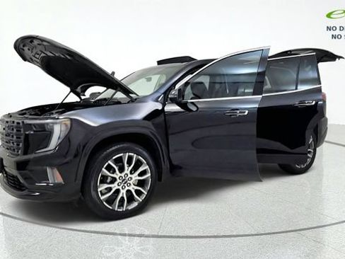 Used 2026 GMC Acadia Denali Ultimate FWD image 14