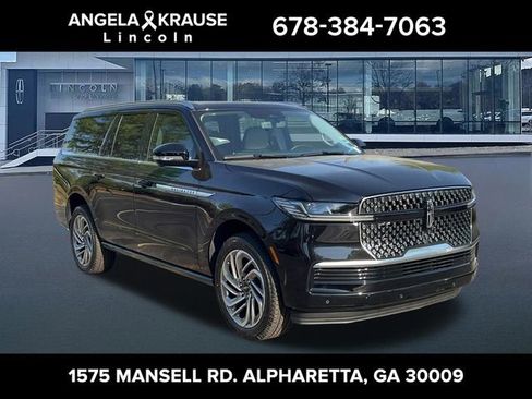 New 2026 Lincoln Navigator L Reserve image 1