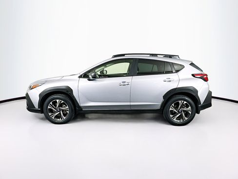 Used 2024 Subaru Crosstrek 2.0i Premium image 4