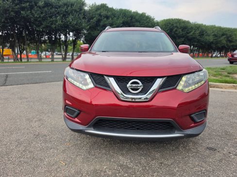 Used 2016 Nissan Rogue SV AWD/4WD image 3
