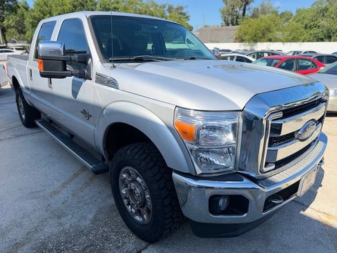 Used 2013 Ford F250 XLT w/ XLT Premium Pkg AWD/4WD image 7