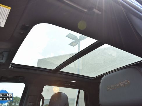 Used 2022 Chevrolet Tahoe High Country image 23