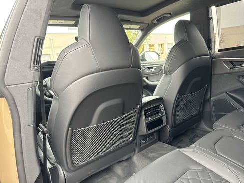 Used 2024 Audi SQ8 Prestige image 16