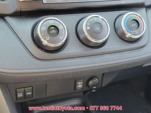 Certified 2018 Toyota RAV4 LE w/ All Weather Liner Package FWD image 22