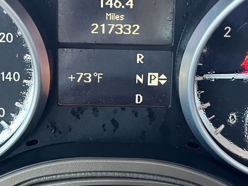 Used 2011 Mercedes-Benz GL 450 4MATIC image 5