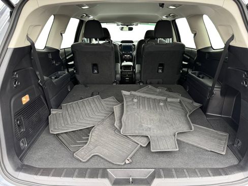 Used 2022 Subaru Ascent Onyx Edition image 17
