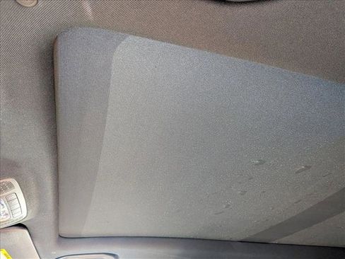 Used 2025 Mercedes-Benz GLS 450 4MATIC image 13