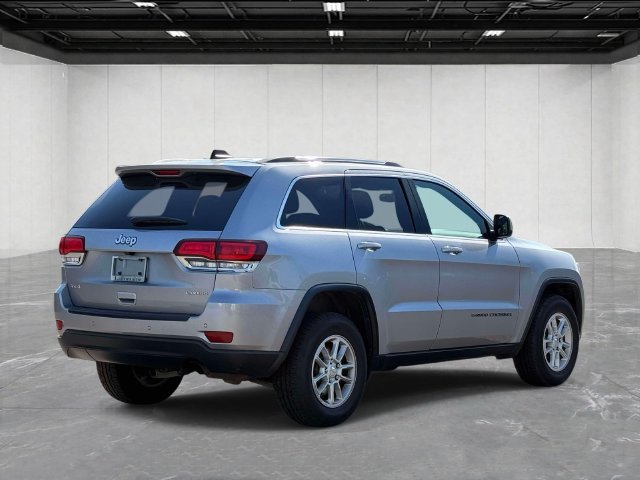 Certified 2020 Jeep Grand Cherokee Laredo w/ Security & Convenience Group AWD/4WD image 5