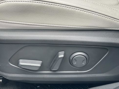 Certified 2025 Hyundai Tucson Limited image 21