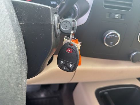 Used 2008 Chevrolet Silverado 1500 LT w/ Towing Package image 14