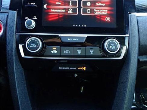 Used 2020 Honda Civic Sport image 16