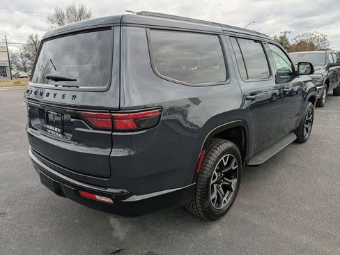 Used 2025 Jeep Wagoneer Series II image 8