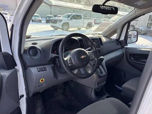 Used 2016 Chevrolet City Express LT image 16