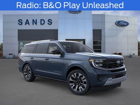 New 2026 Ford Expedition Platinum w/ Driver's Package image 7