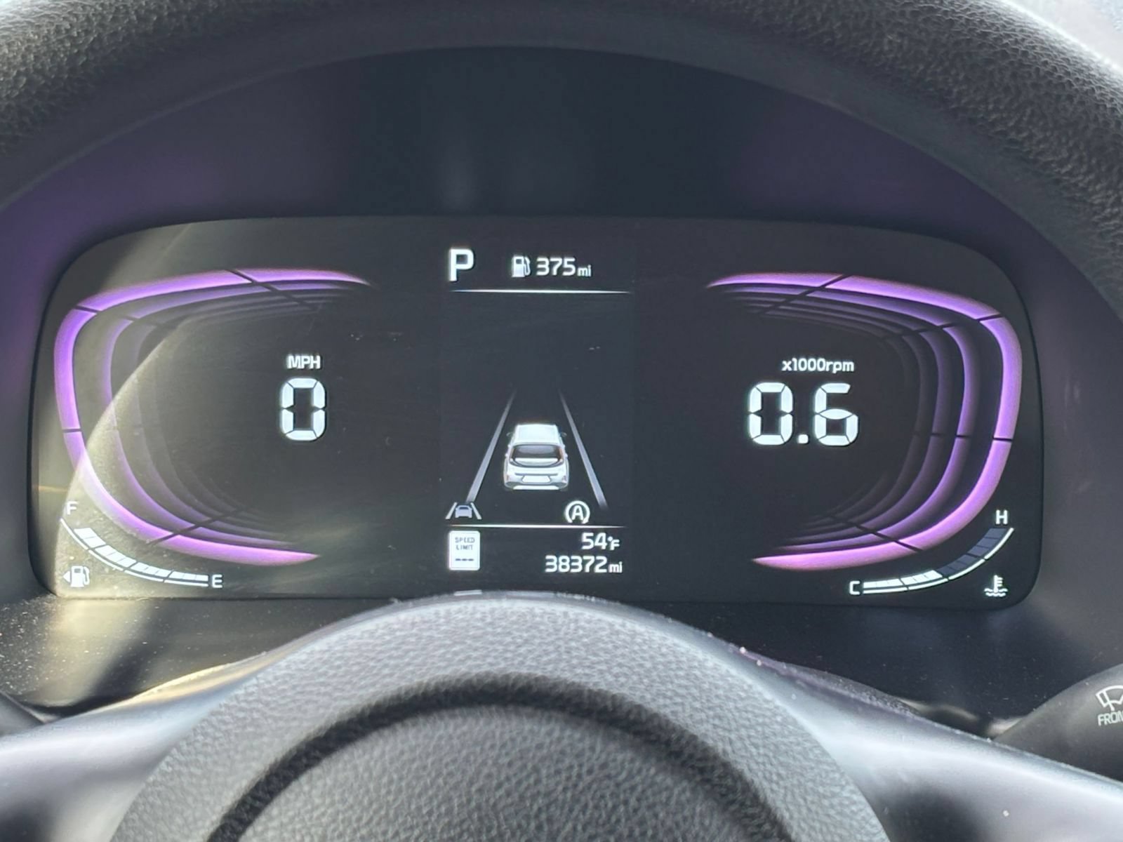 Used 2025 Kia Soul LX w/ LX Technology Package FWD image 35