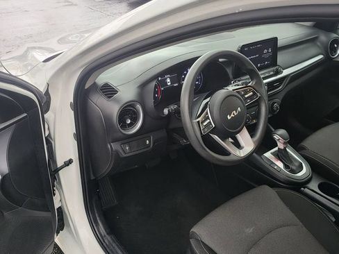 Used 2024 Kia Forte LXS FWD image 3
