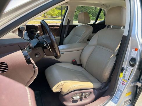 Used 2018 Lexus LS 500 AWD w/ Accessory Package (Z1) image 19