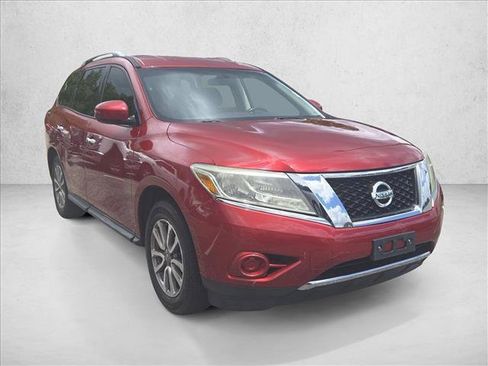 Used 2014 Nissan Pathfinder SV AWD/4WD image 3