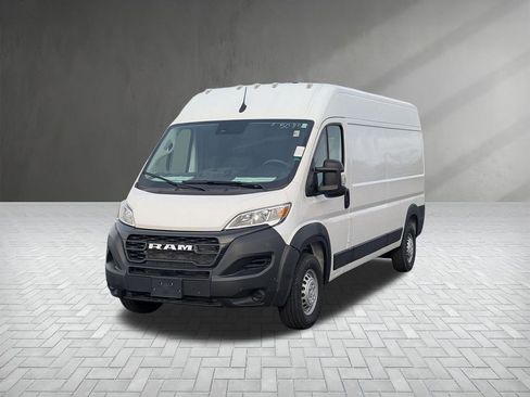 Used 2024 RAM ProMaster 2500 image 2