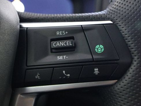 Used 2025 Mitsubishi Outlander SE AWD/4WD image 22