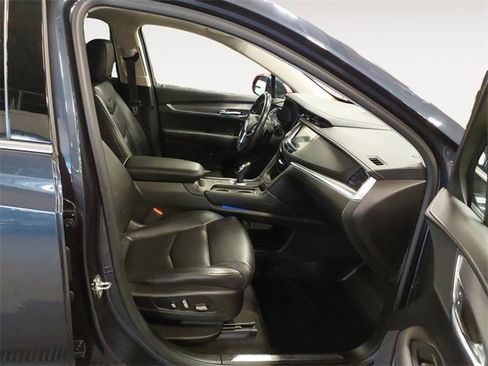 Used 2019 Cadillac XT5 Luxury w/ Advanced Security Package image 15
