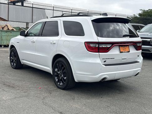 Used 2023 Dodge Durango R/T w/ Blacktop Package AWD/4WD image 4