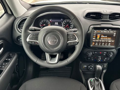 Used 2023 Jeep Renegade Altitude image 14