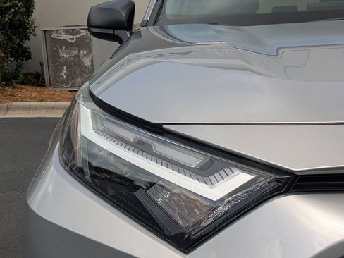 Used 2024 Toyota RAV4 LE AWD/4WD image 11
