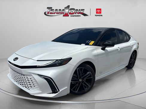 Used 2026 Toyota Camry XSE FWD image 4